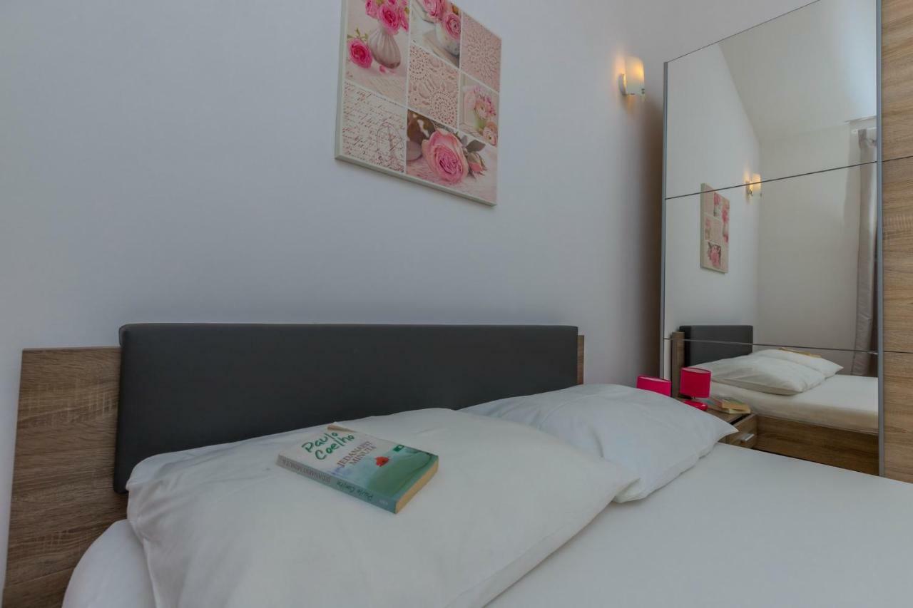 Principium Apartments Klenovica Eksteriør bilde